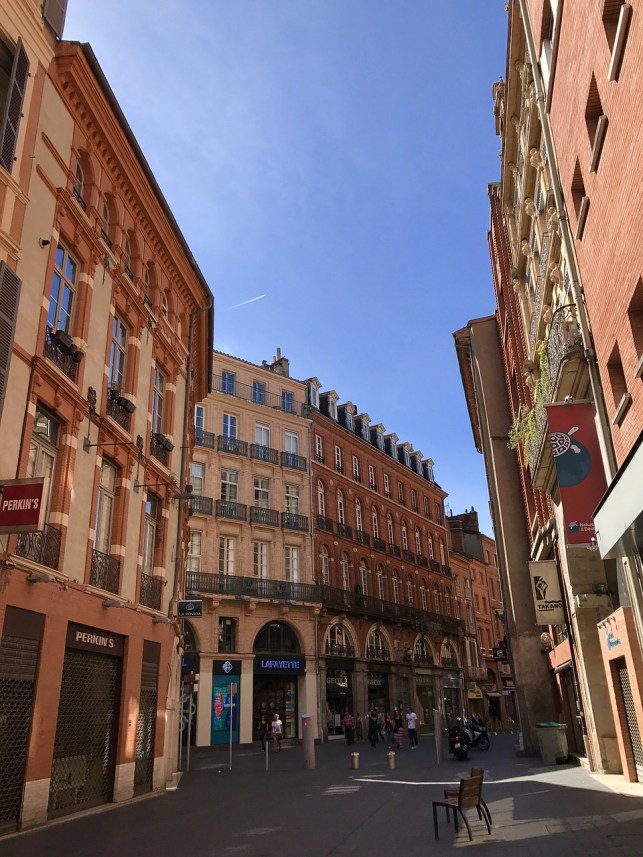 toulouse-2401540_1280